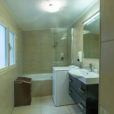 شقة Flatinrome Trastevere 6 *